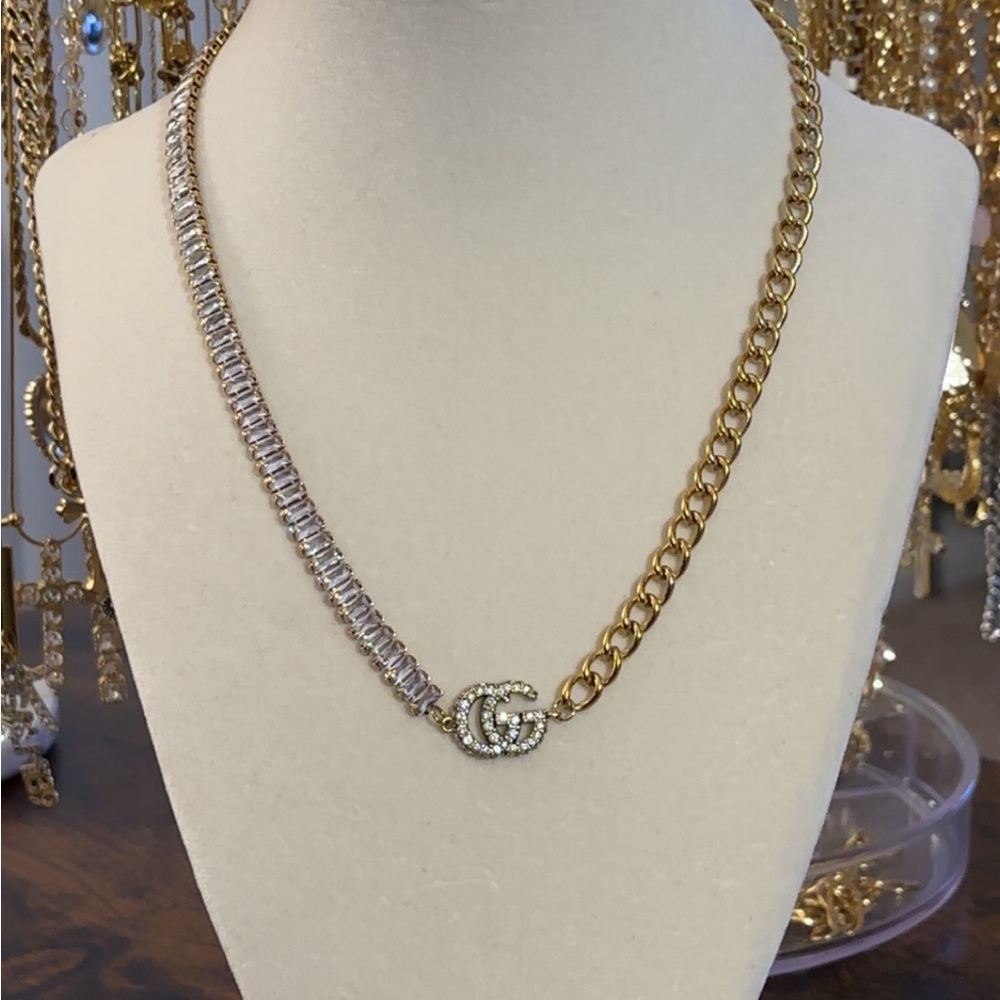 Elegant GG Necklace